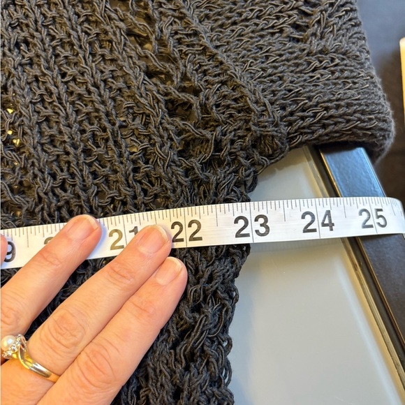 NWT Zara MEL Black Cropped Ribbed V-Neck knit peek-a-boo sweater size Medium - Picture 8 of 9